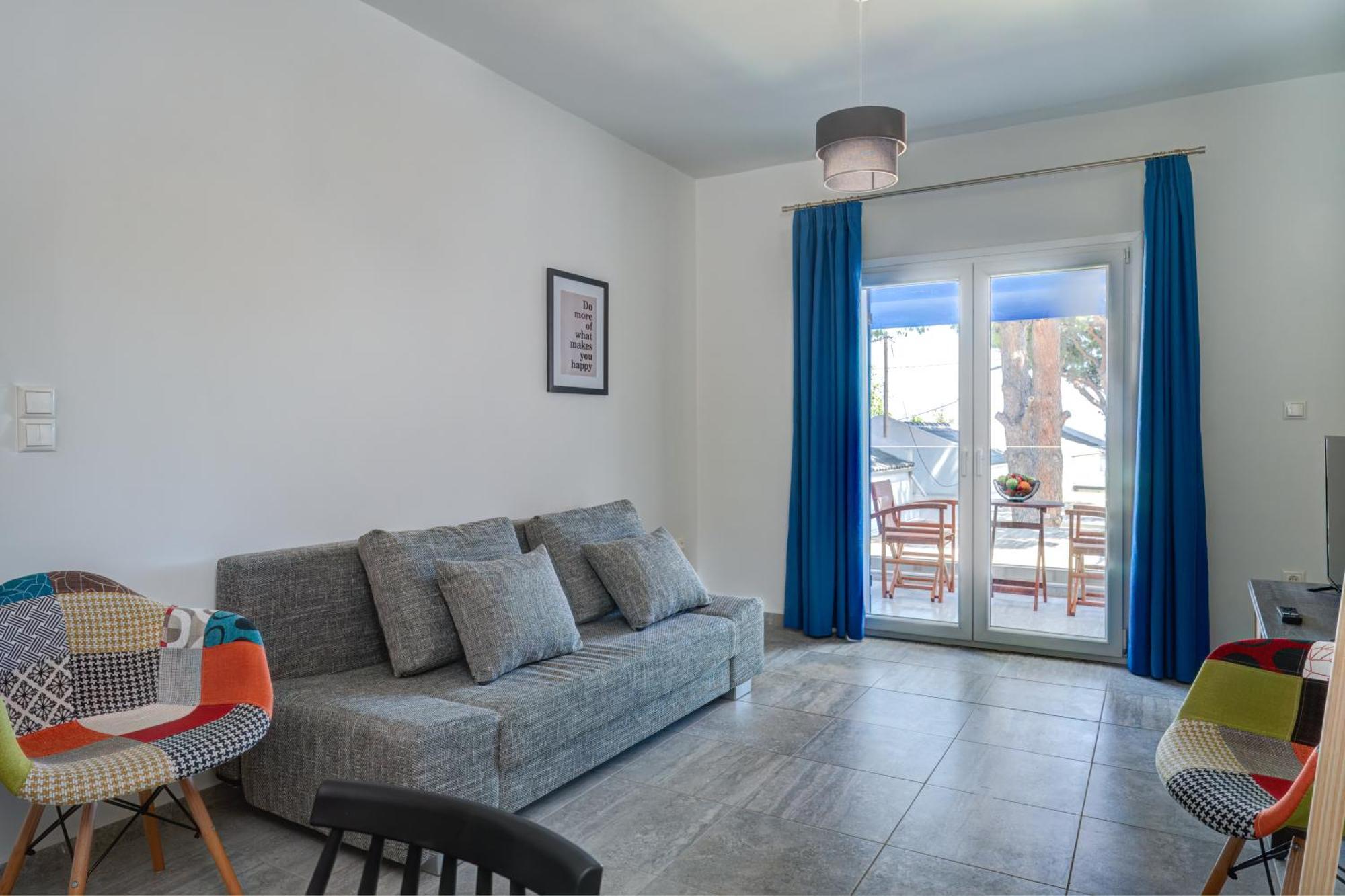 Molos Beachfront Apartments In Diakopto Værelse billede